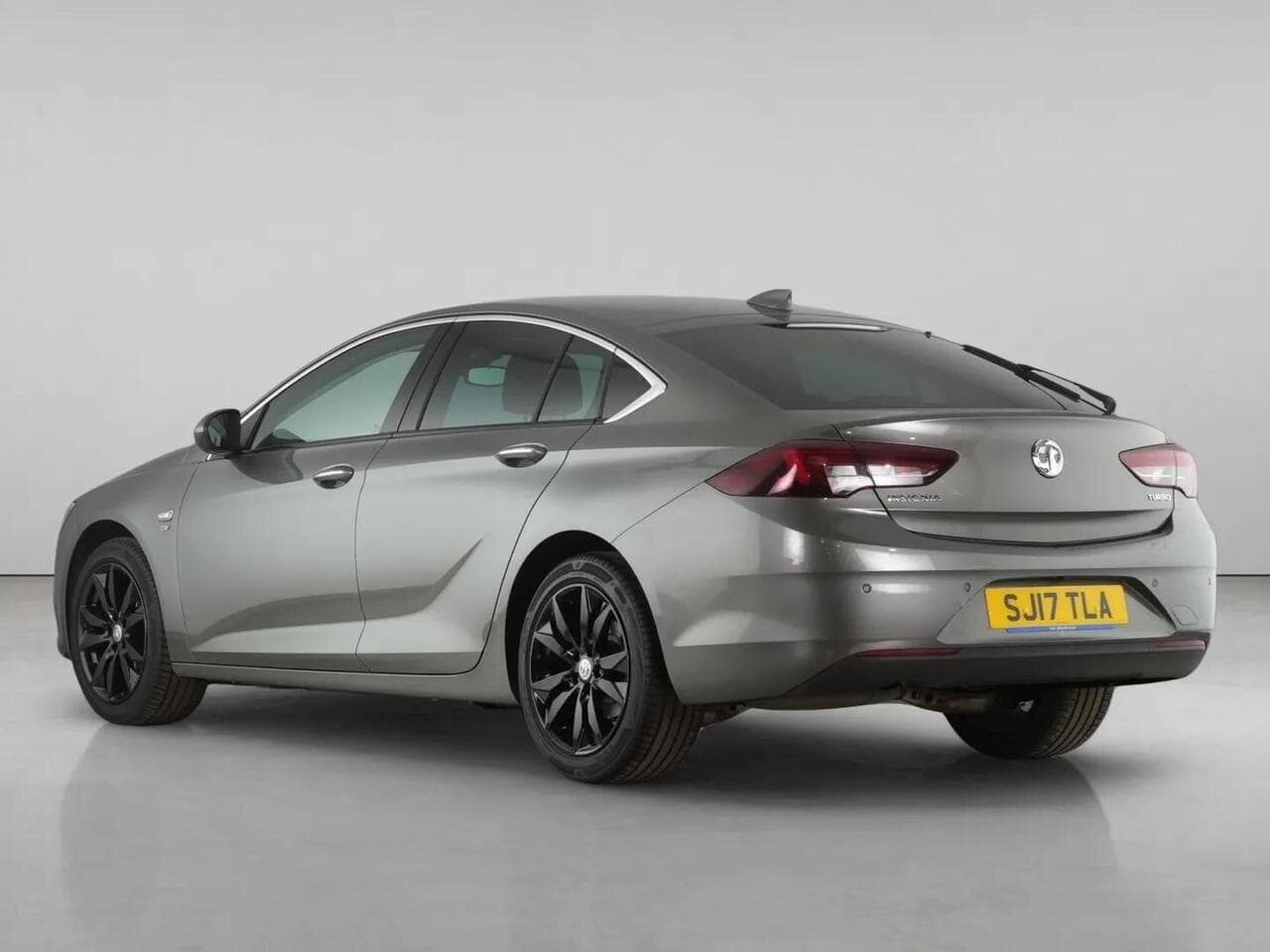 Vauxhall Insignia thumbnail Rear Left