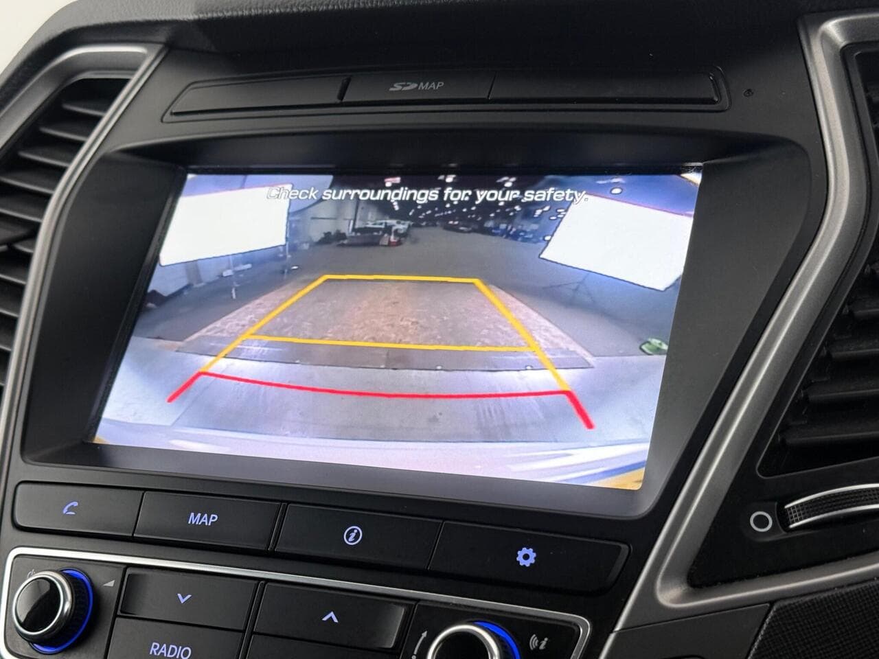 Hyundai Santa Fe thumbnail Infotainment System