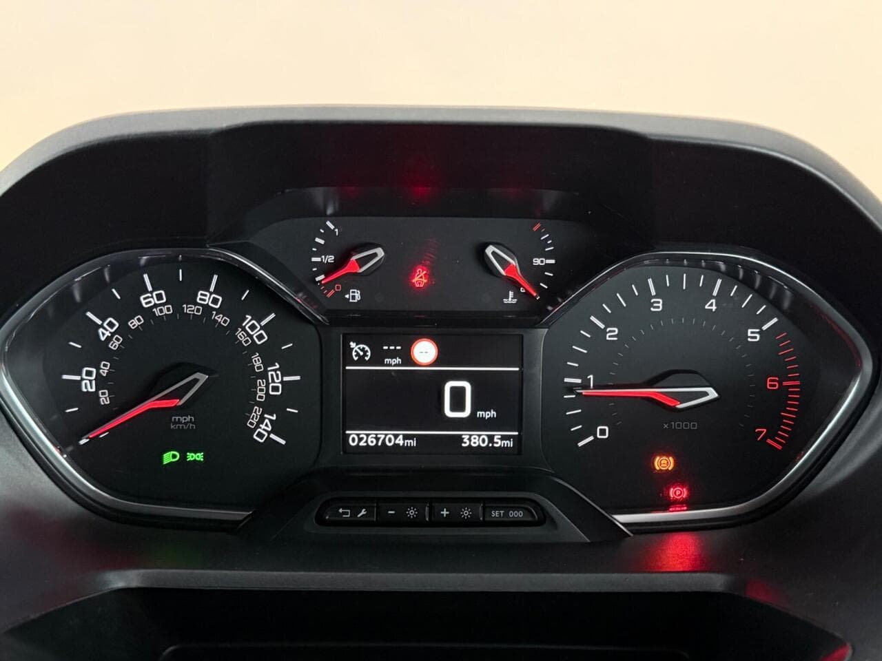 Peugeot Partner thumbnail Driver Instruments