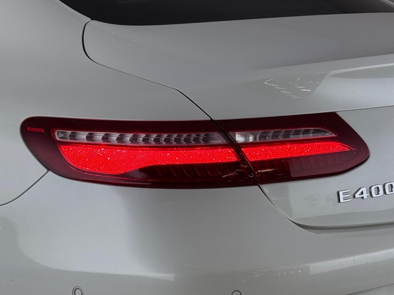 Mercedes-Benz E Class thumbnail Lights Rear