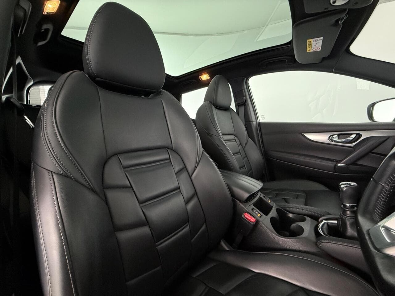 Nissan Qashqai thumbnail Seat Driver