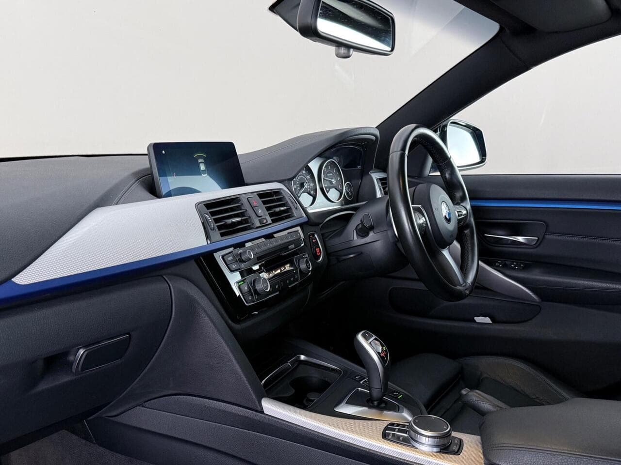BMW 4 Series Gran Coupe thumbnail Interior Front