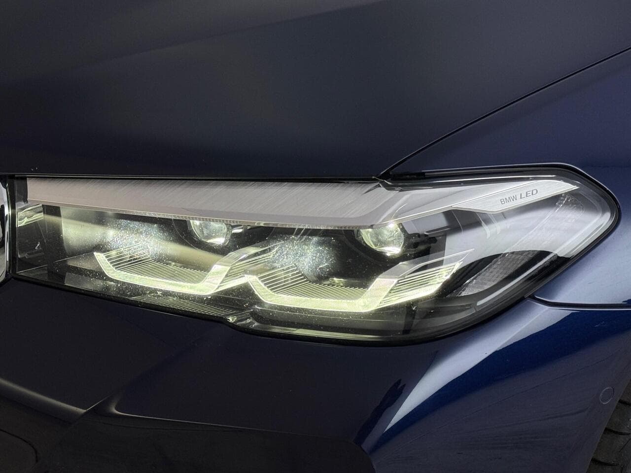 BMW 5 Series thumbnail Lights Front