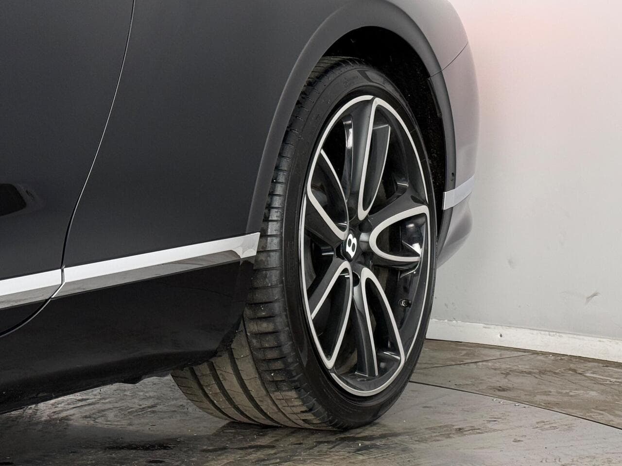 Bentley Continental thumbnail Wheel