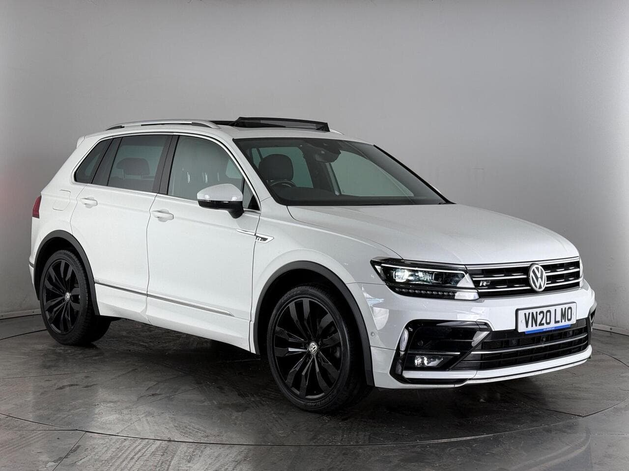 Volkswagen Tiguan - Volkswagen Tiguan 1.5 TSI EVO R-Line Tech DSG Euro 6 (s/s) 5dr