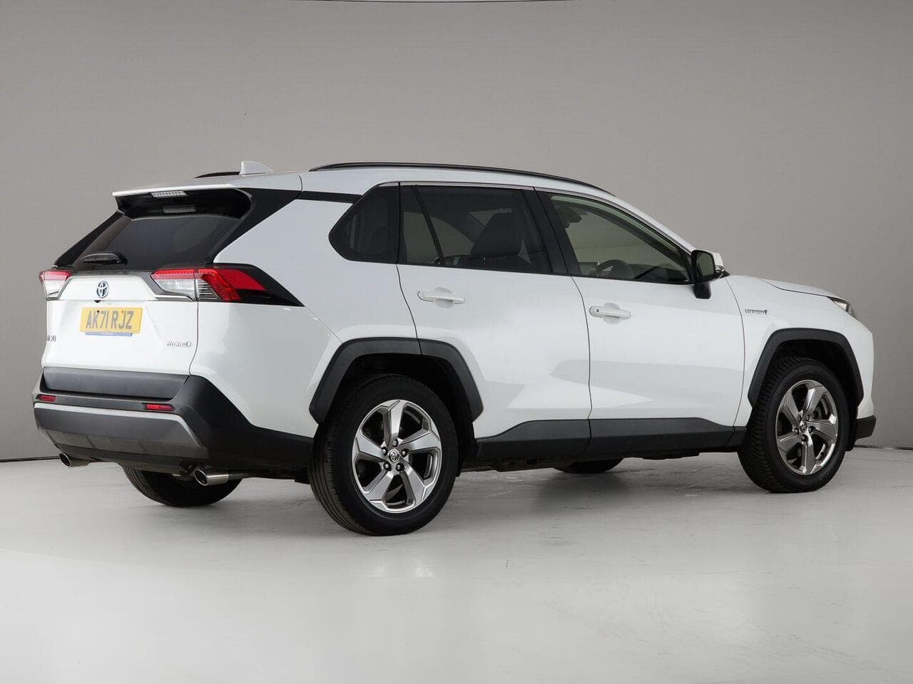 Toyota RAV4 thumbnail Rear Right