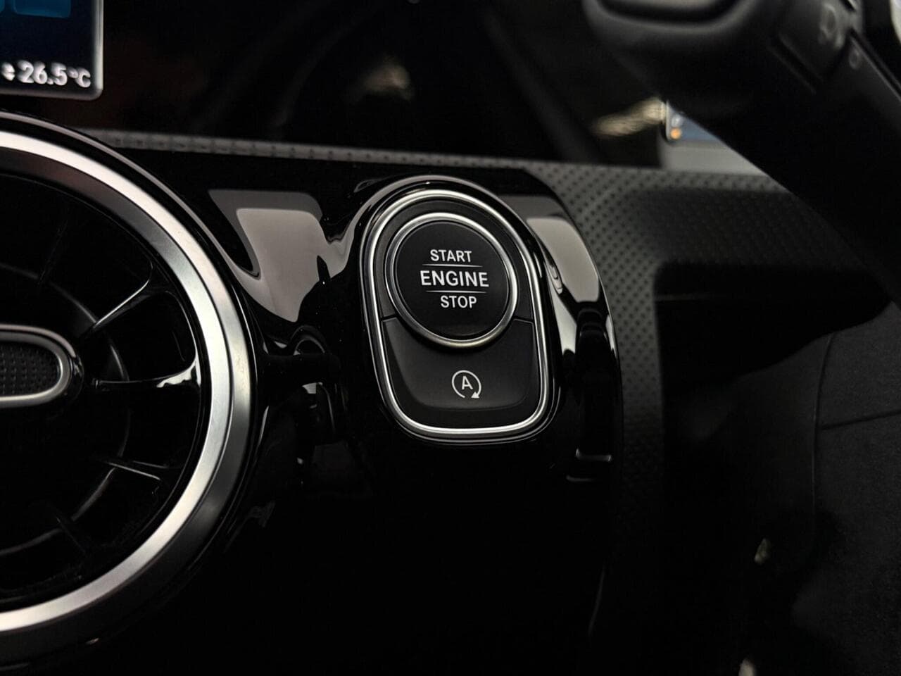 Mercedes-Benz A Class thumbnail Misc Controls