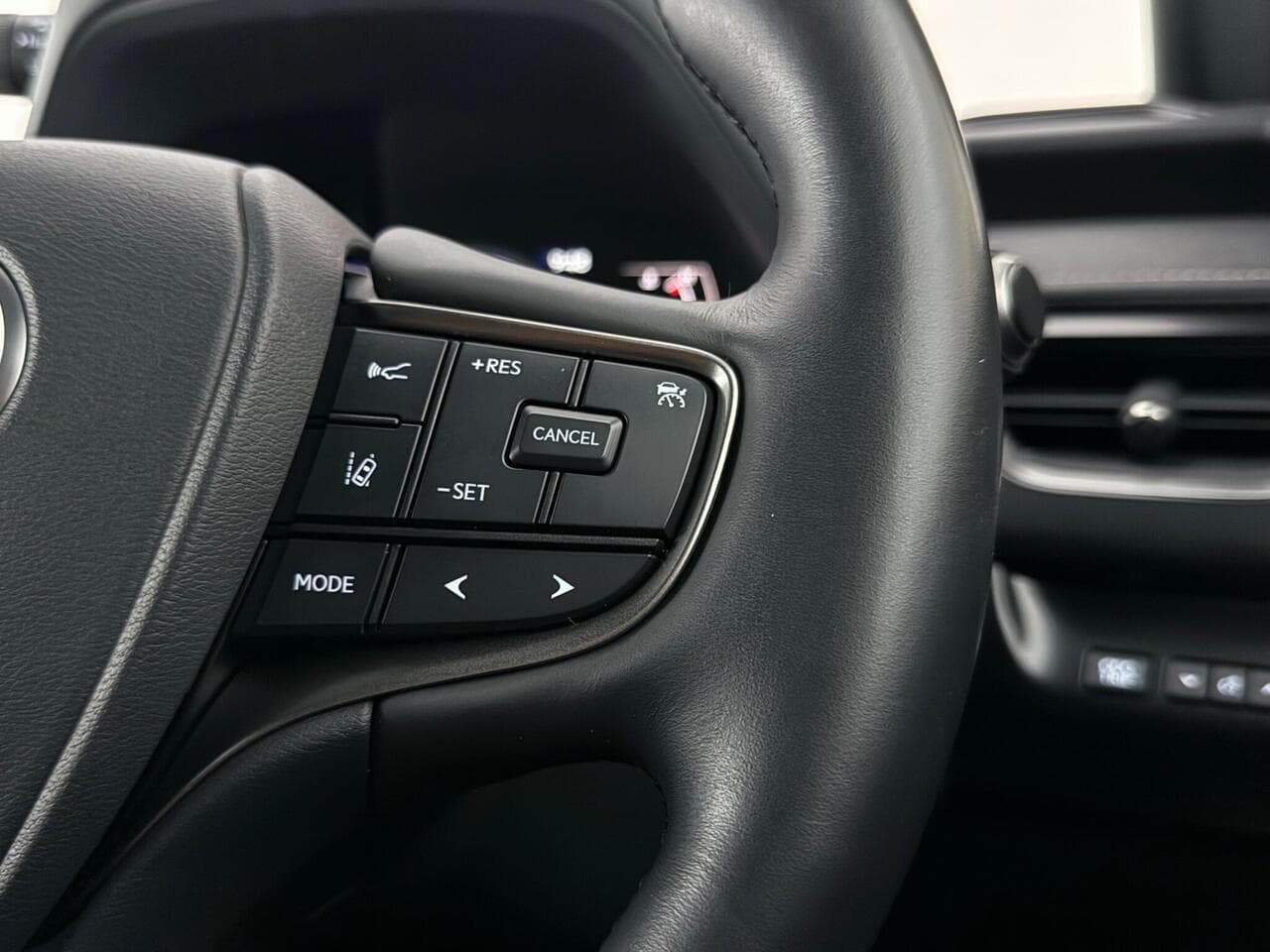 Lexus UX thumbnail Misc Controls
