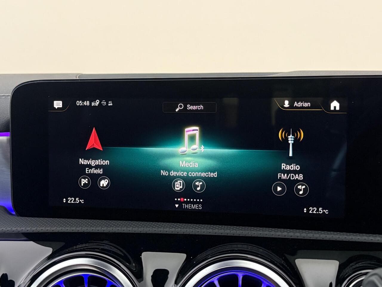Mercedes-Benz CLA thumbnail Infotainment System