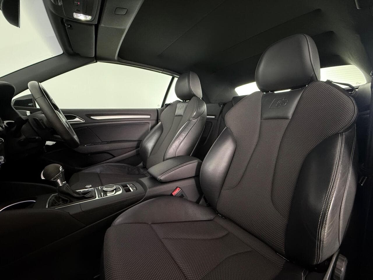 Audi A3 Cabriolet thumbnail Seat Front Passenger