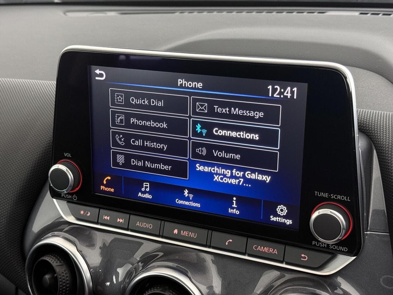 Nissan Juke thumbnail Infotainment System