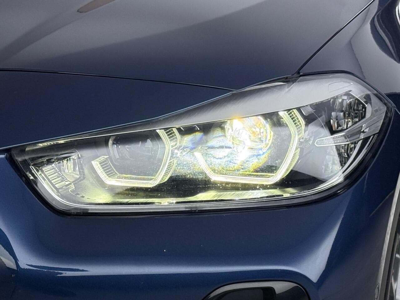 BMW X2 thumbnail Lights Front