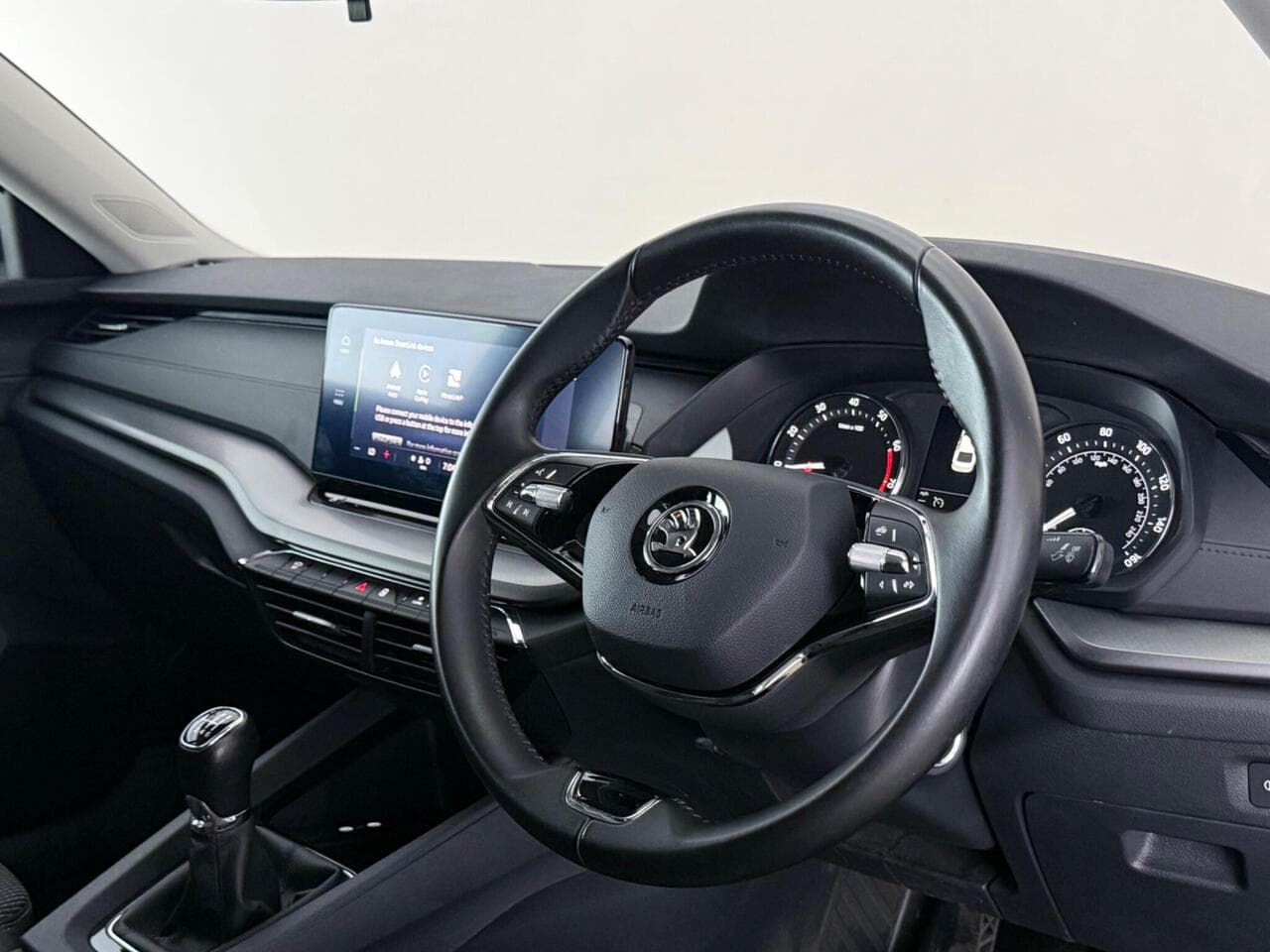 Skoda Octavia thumbnail Interior Front