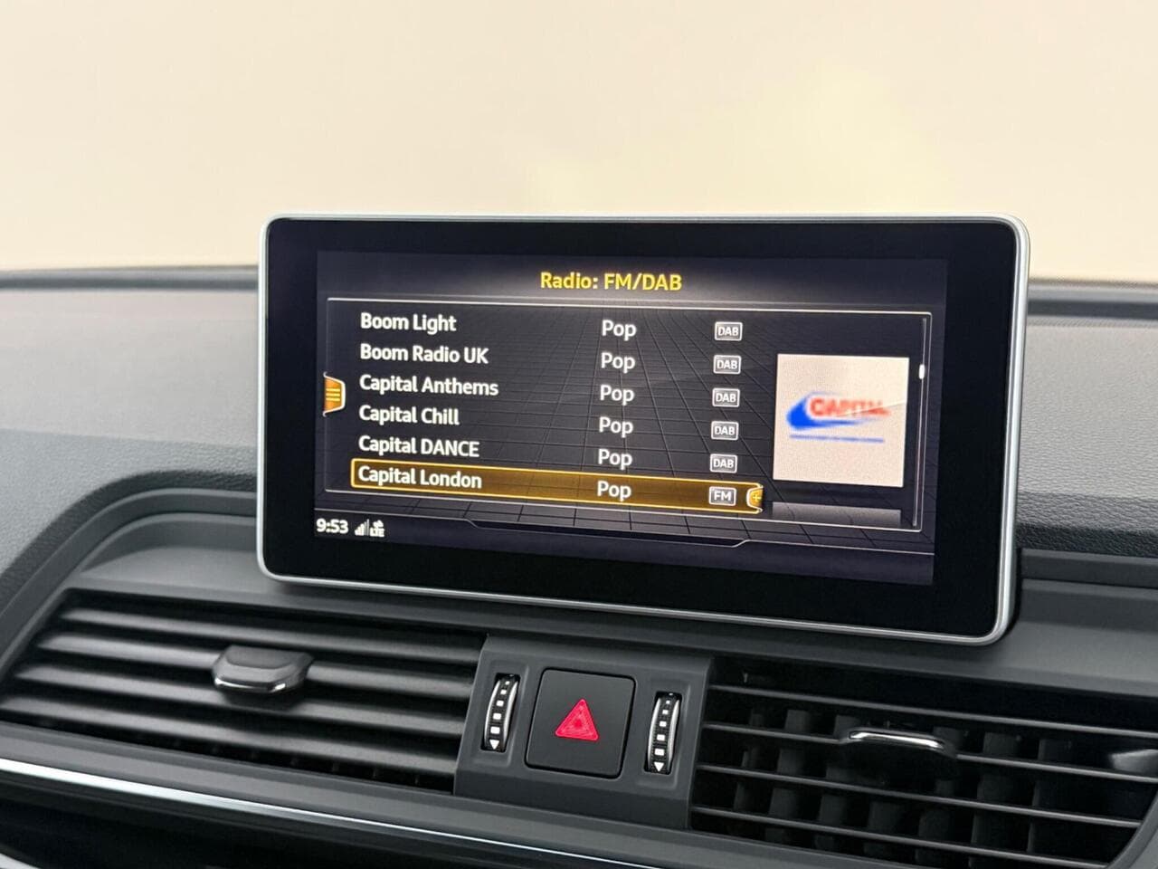 Audi Q5 thumbnail Infotainment System