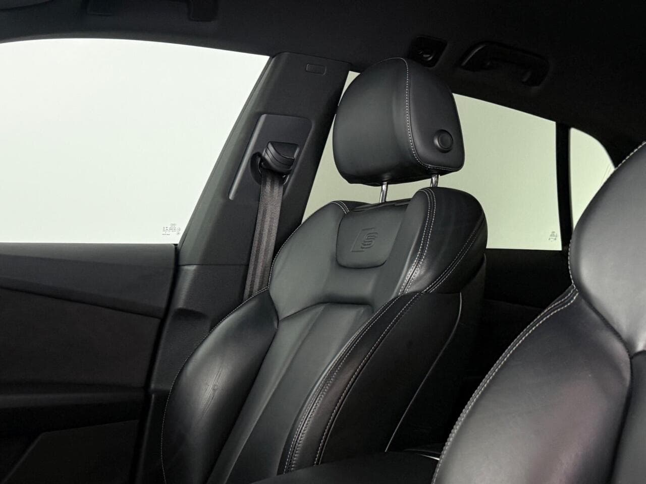 Audi Q8 thumbnail Inconclusive
