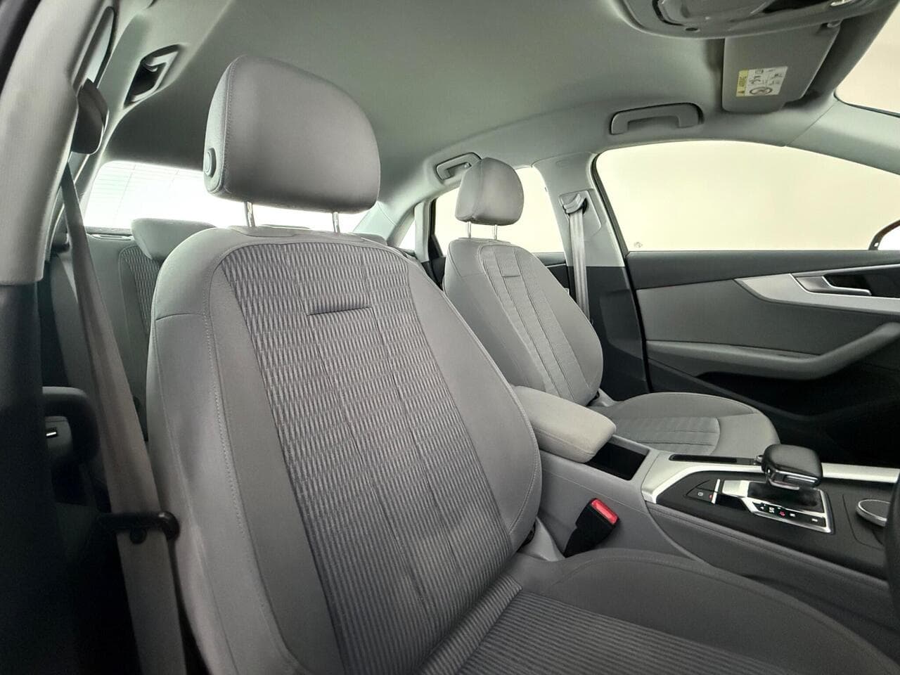 Audi A4 thumbnail Seat Driver
