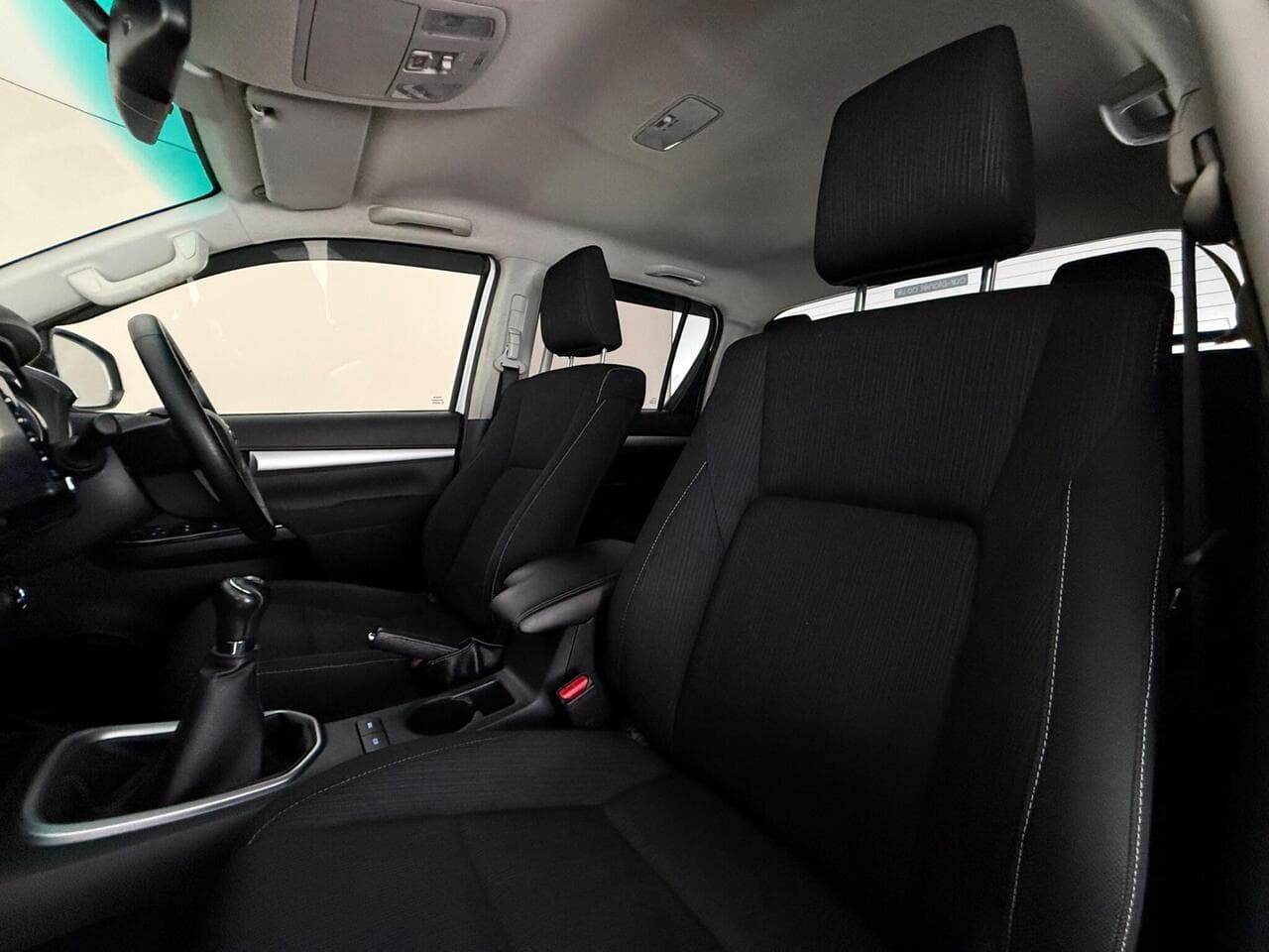 Toyota Hilux thumbnail Seat Front Passenger