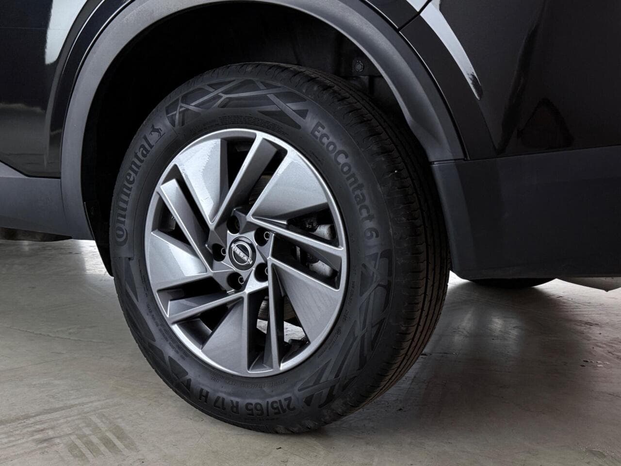 Nissan Qashqai thumbnail Wheel