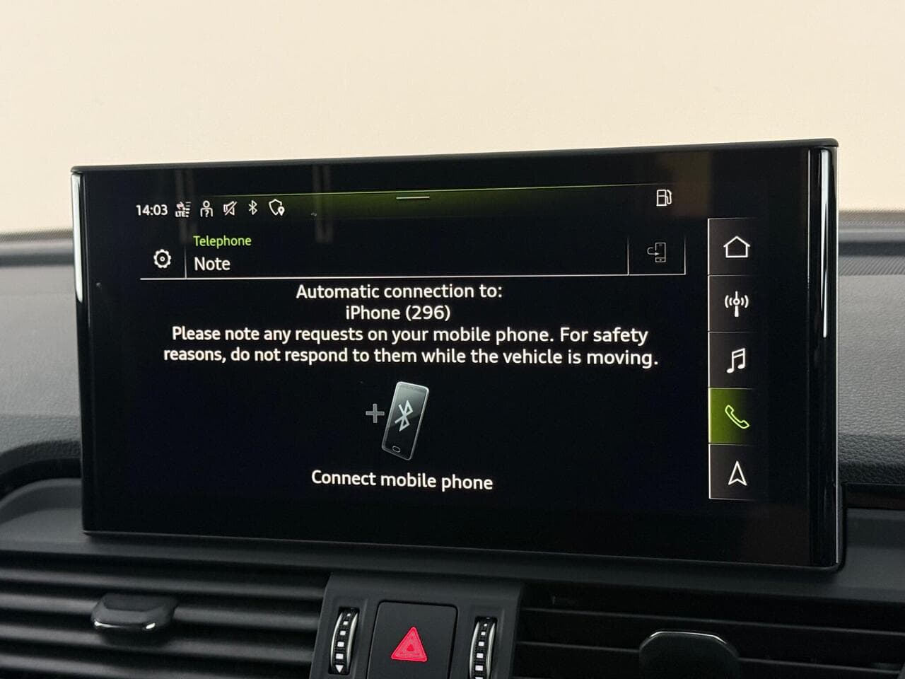 Audi Q5 thumbnail Infotainment System