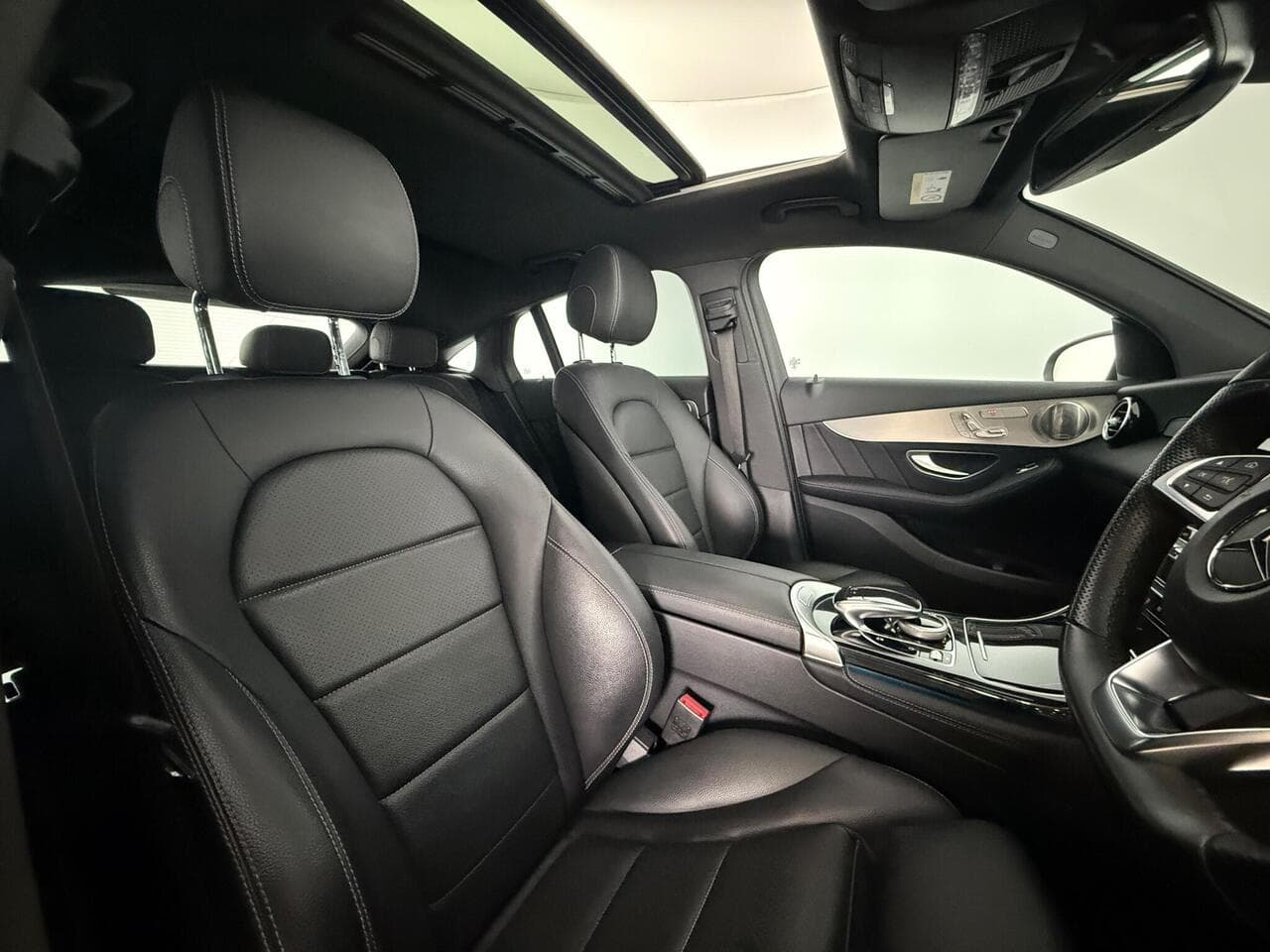 Mercedes-Benz GLC thumbnail Seat Driver