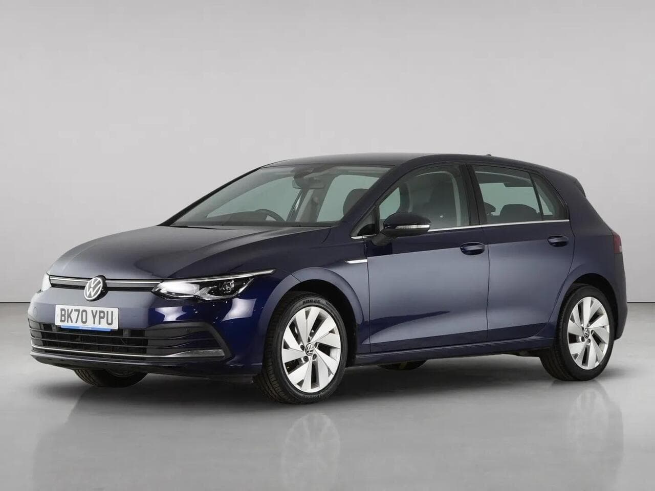 Volkswagen Golf thumbnail Front Left