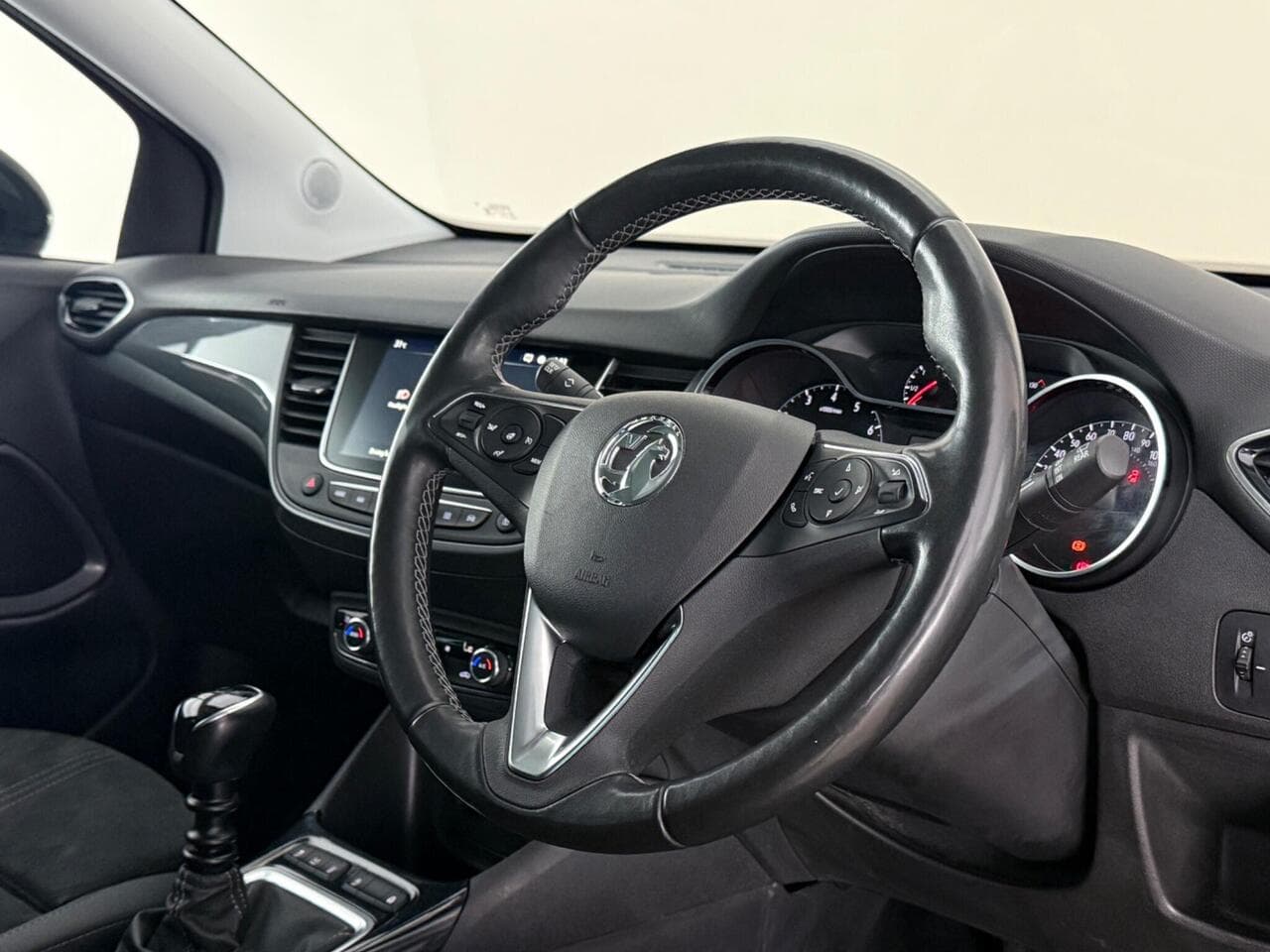 Vauxhall Crossland thumbnail Interior Front