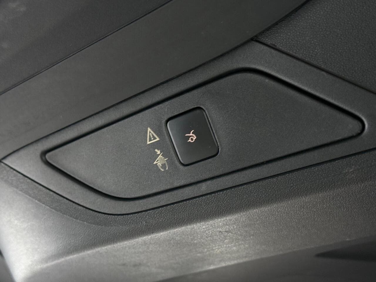 Citroen Grand C4 Picasso thumbnail Misc Controls