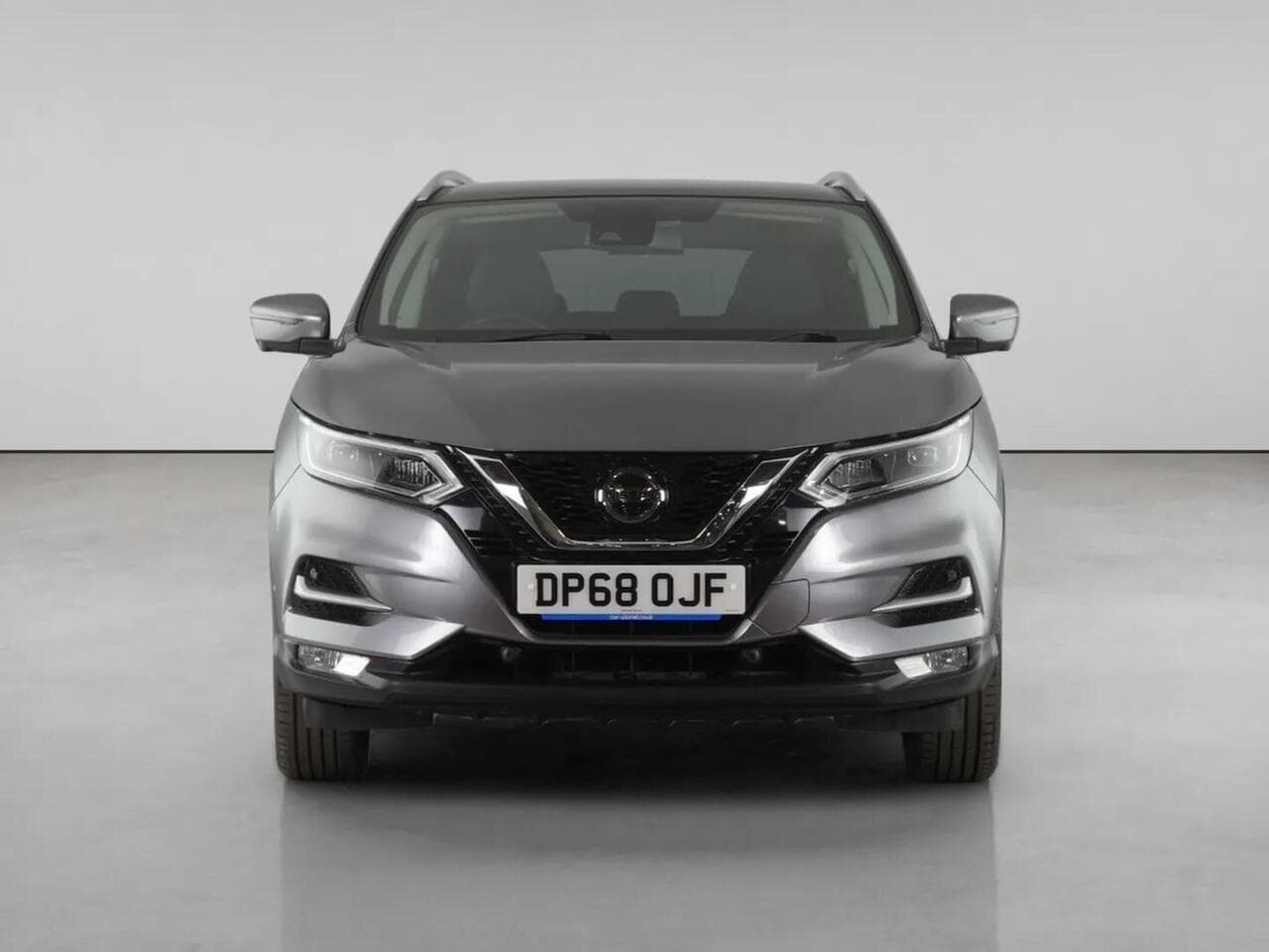 Nissan Qashqai thumbnail Front