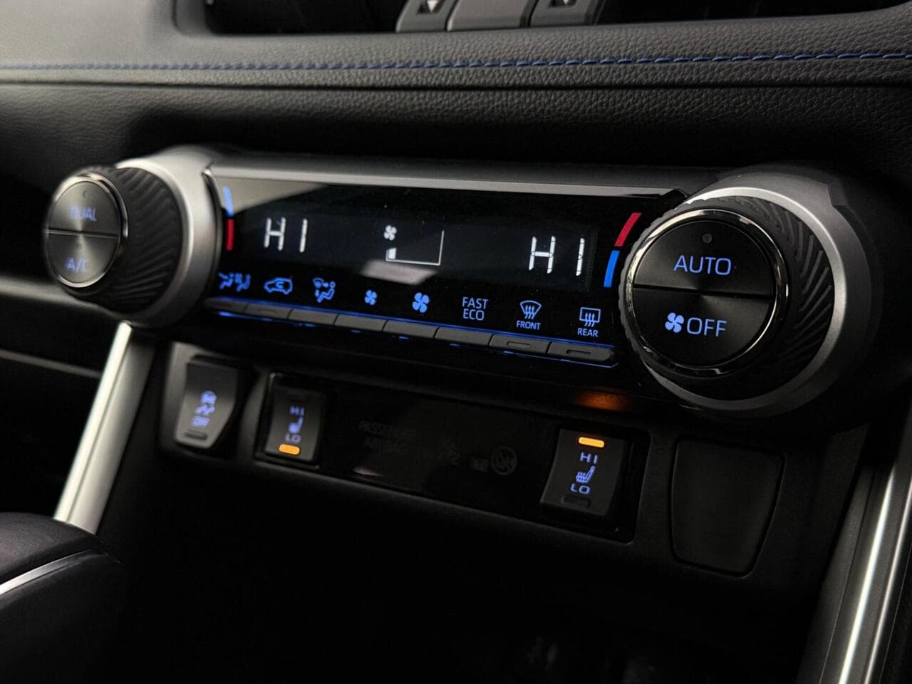 Toyota RAV4 thumbnail Misc Controls