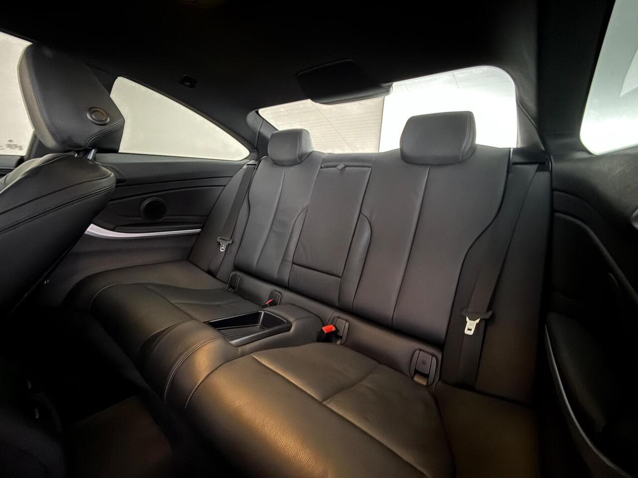 BMW 4 Series thumbnail Seats Rear