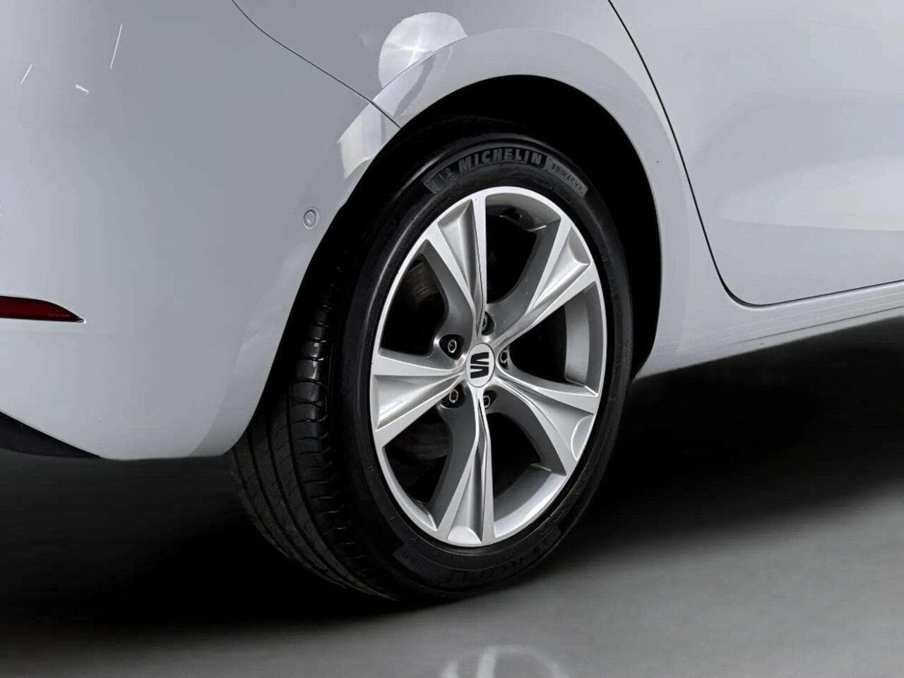SEAT Leon thumbnail Wheel