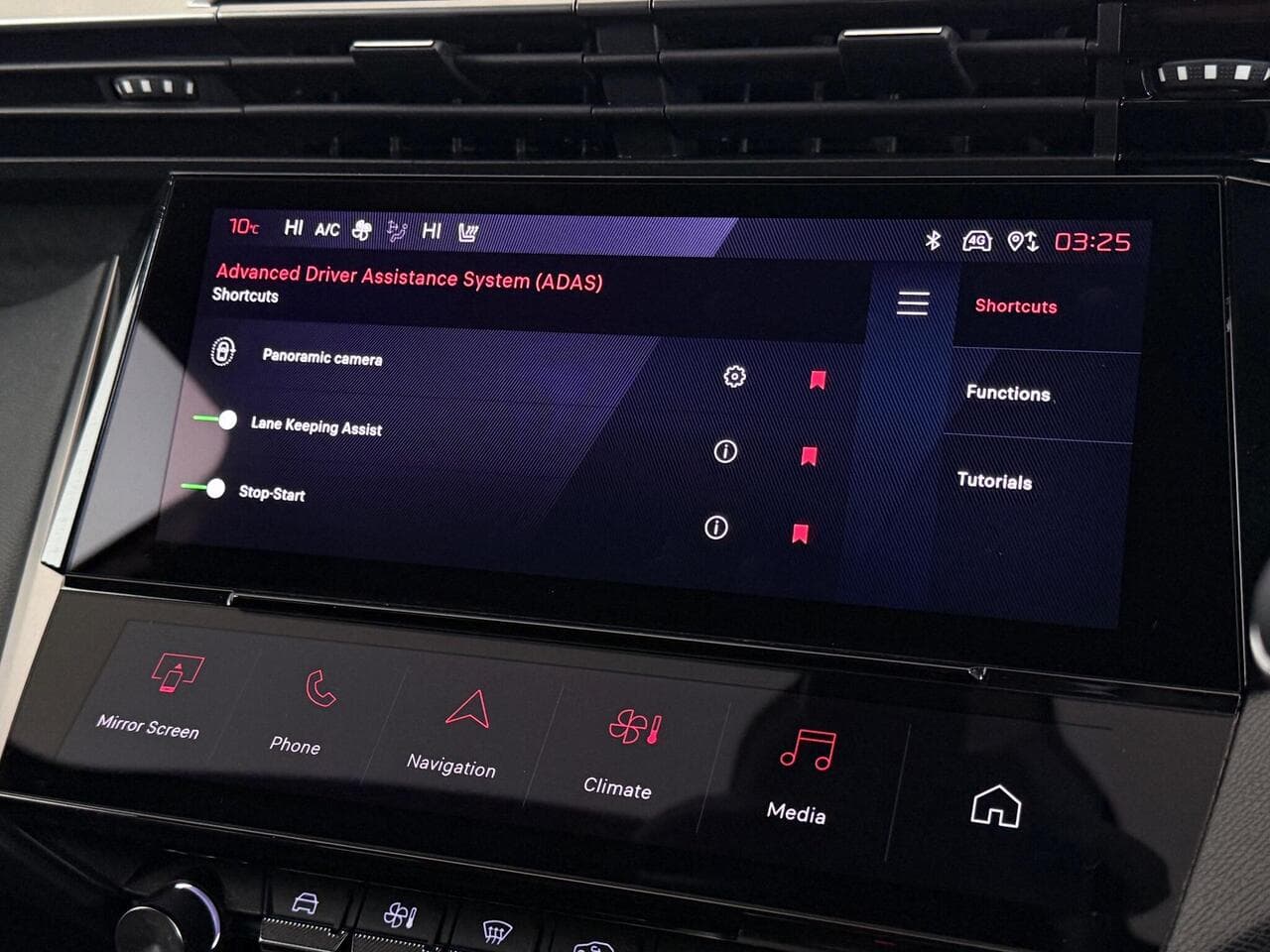 Peugeot 308 thumbnail Infotainment System