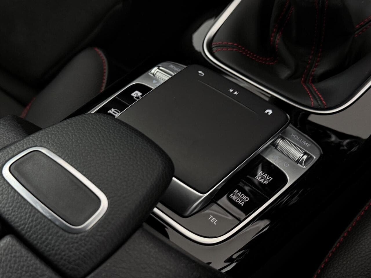 Mercedes-Benz A Class thumbnail Misc Controls