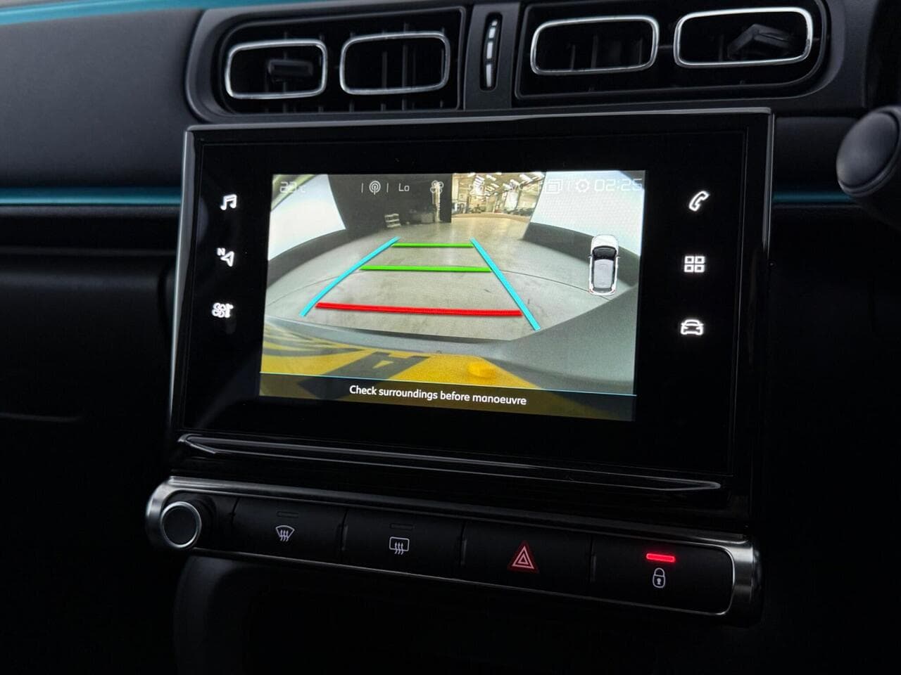 Citroen C3 thumbnail Infotainment System