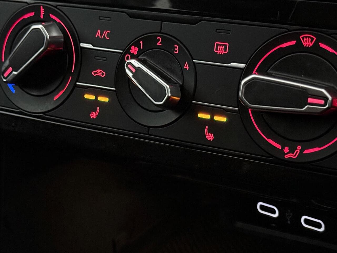Volkswagen T-Cross thumbnail Inconclusive