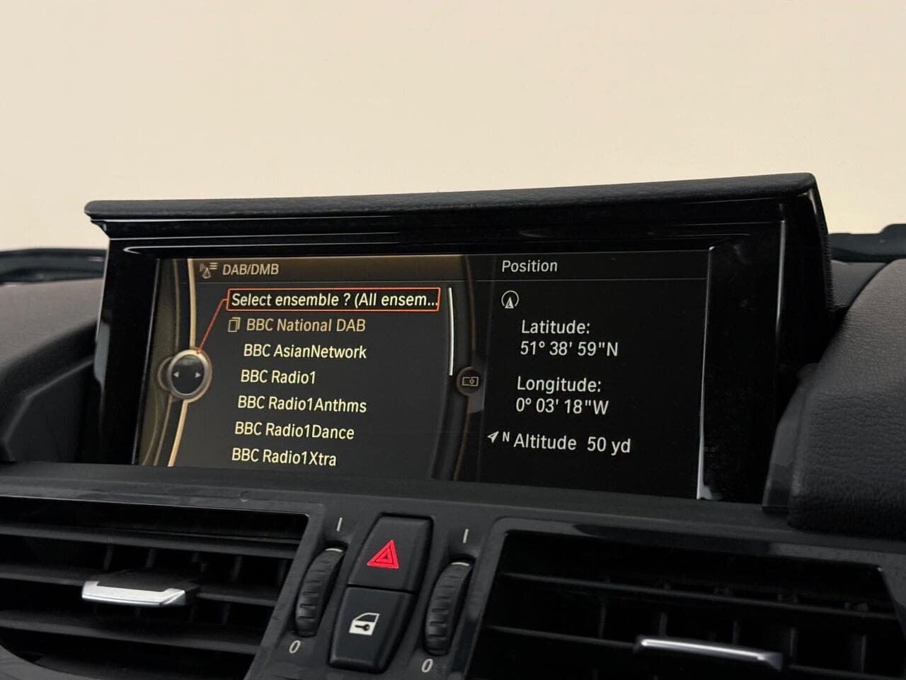 BMW Z4 thumbnail Infotainment System