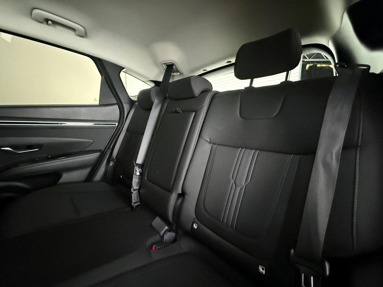 Hyundai TUCSON thumbnail Seats Rear