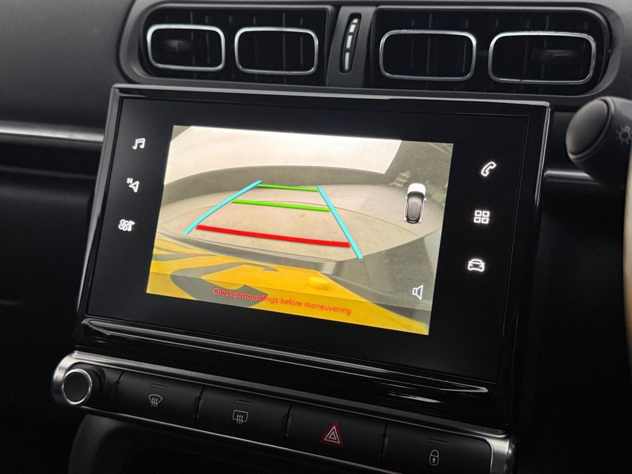 Citroen C3 thumbnail Infotainment System