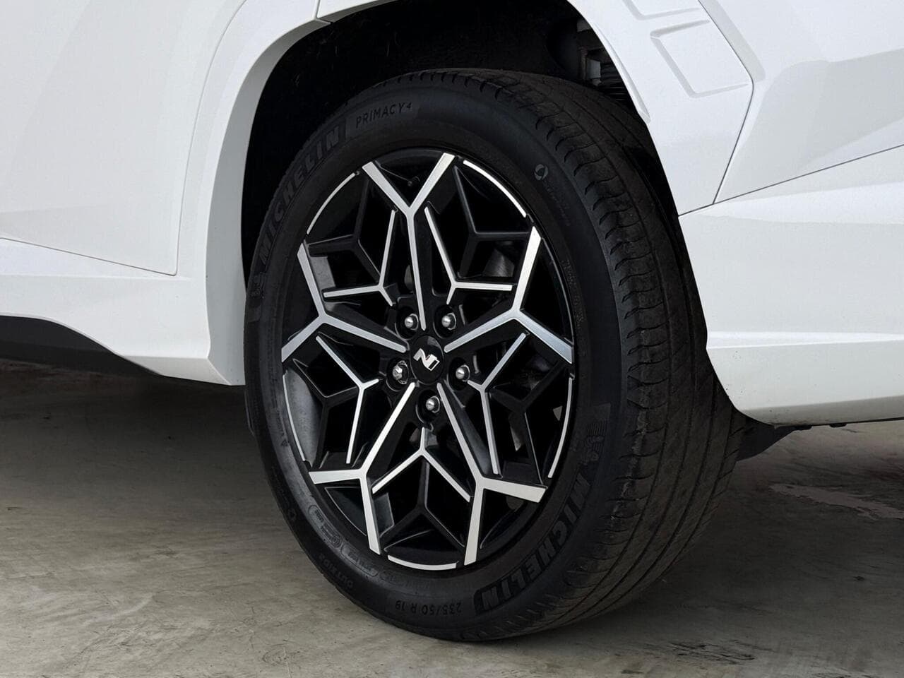 Hyundai TUCSON thumbnail Wheel