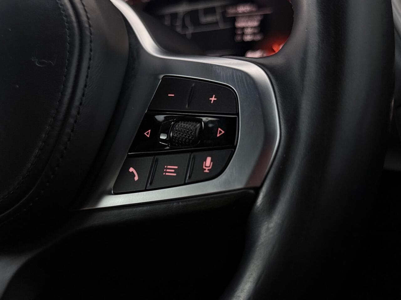 BMW 2 Series Gran Coupe thumbnail Misc Controls
