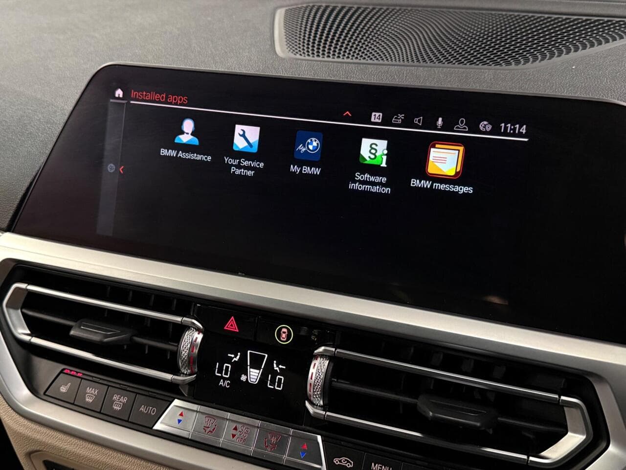 BMW 3 Series thumbnail Infotainment System