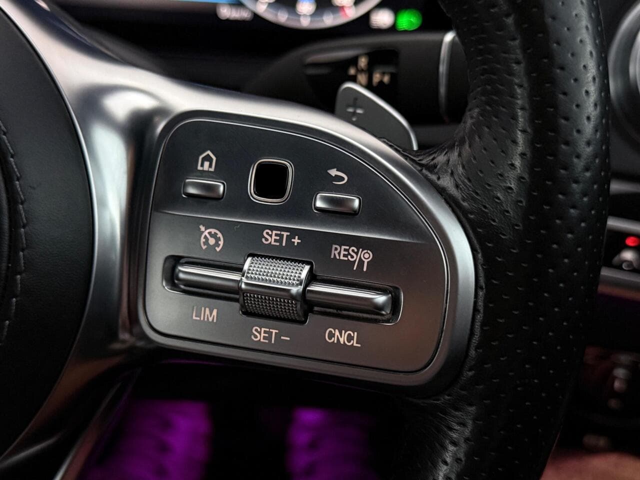 Mercedes-Benz S Class thumbnail Misc Controls