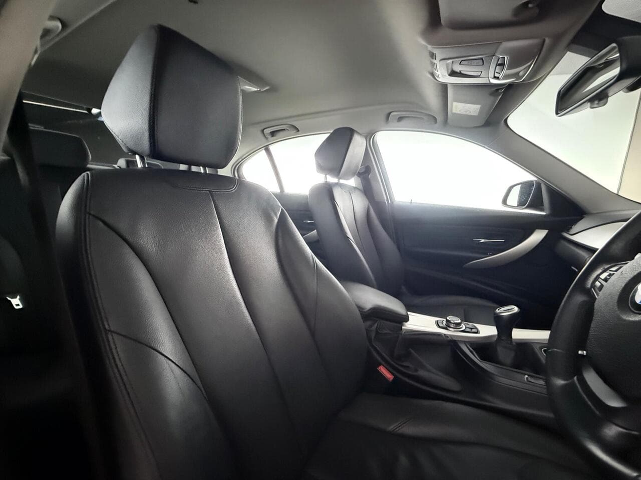 BMW 3 Series thumbnail Seat Driver