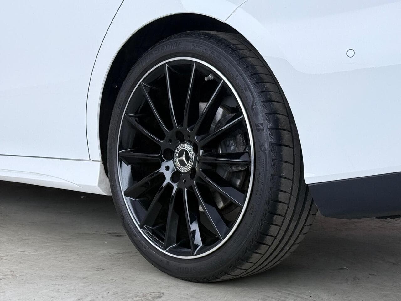 Mercedes-Benz CLA thumbnail Wheel