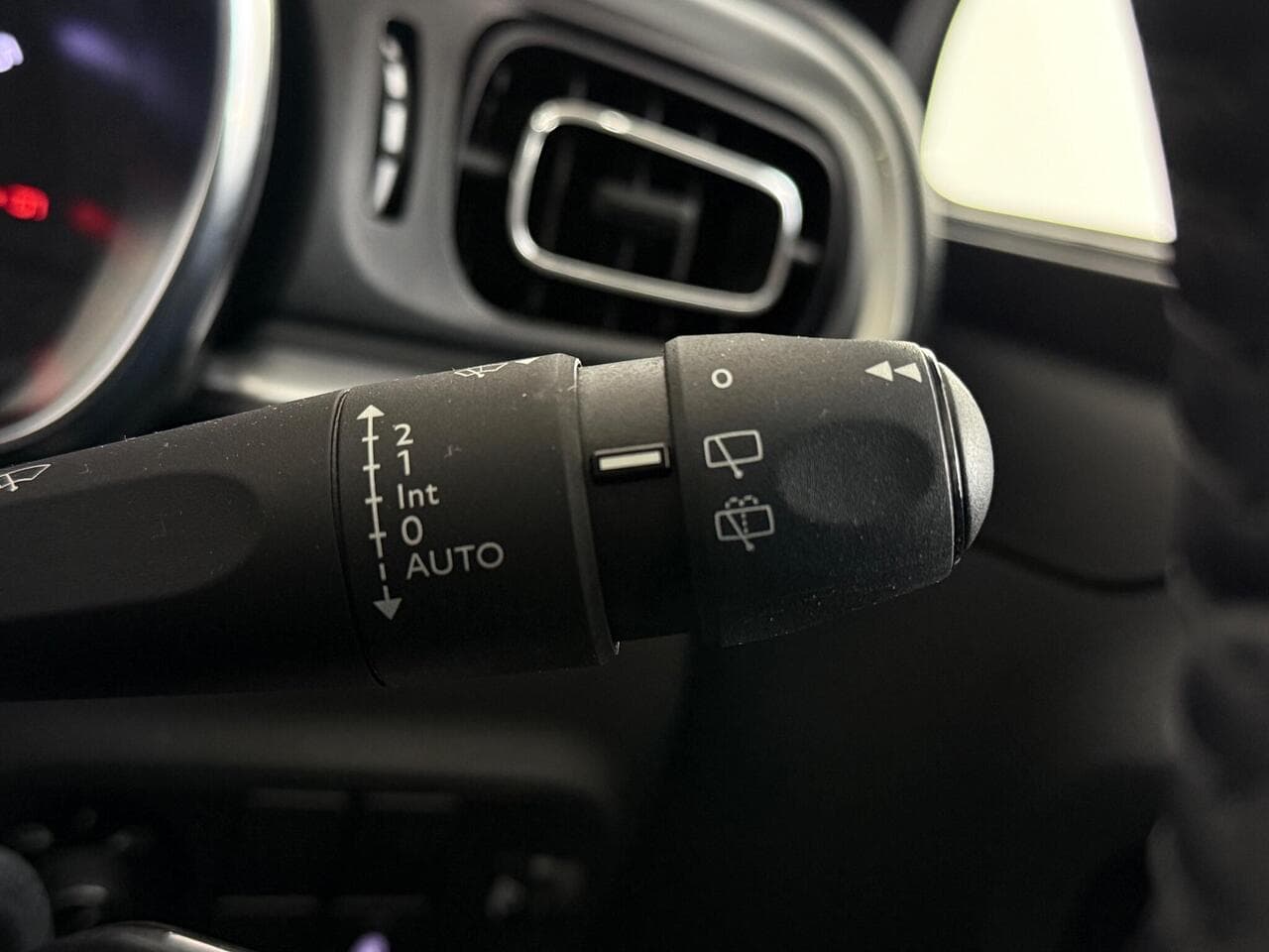 Citroen C3 thumbnail Misc Controls