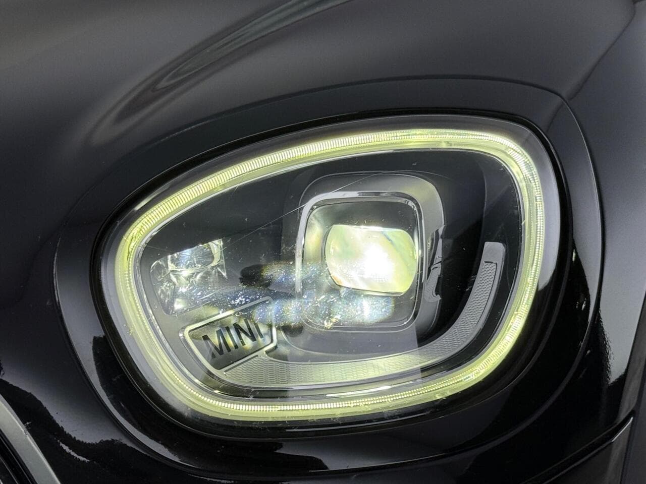 MINI Countryman thumbnail Lights Front