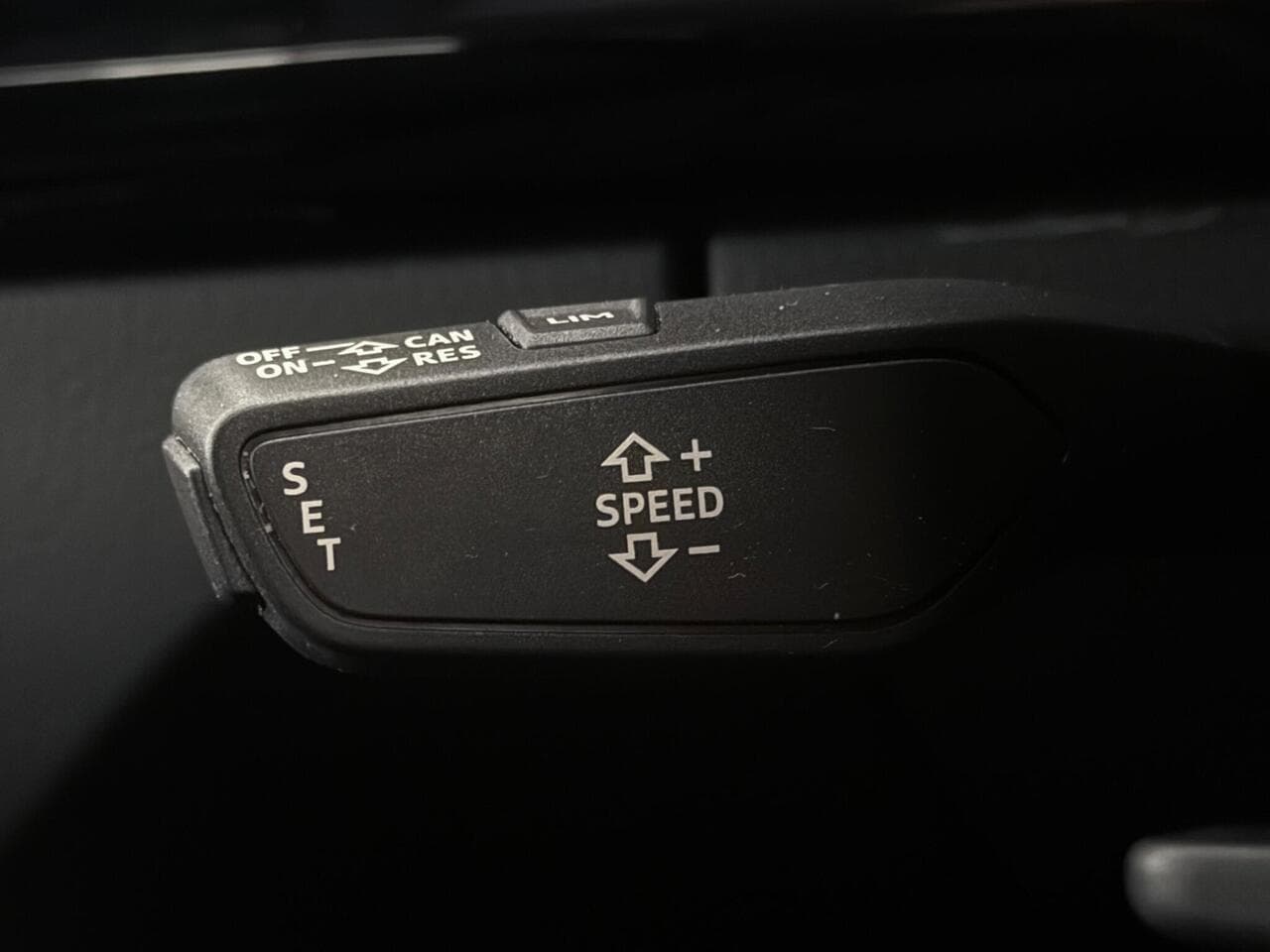 Audi Q5 thumbnail Misc Controls