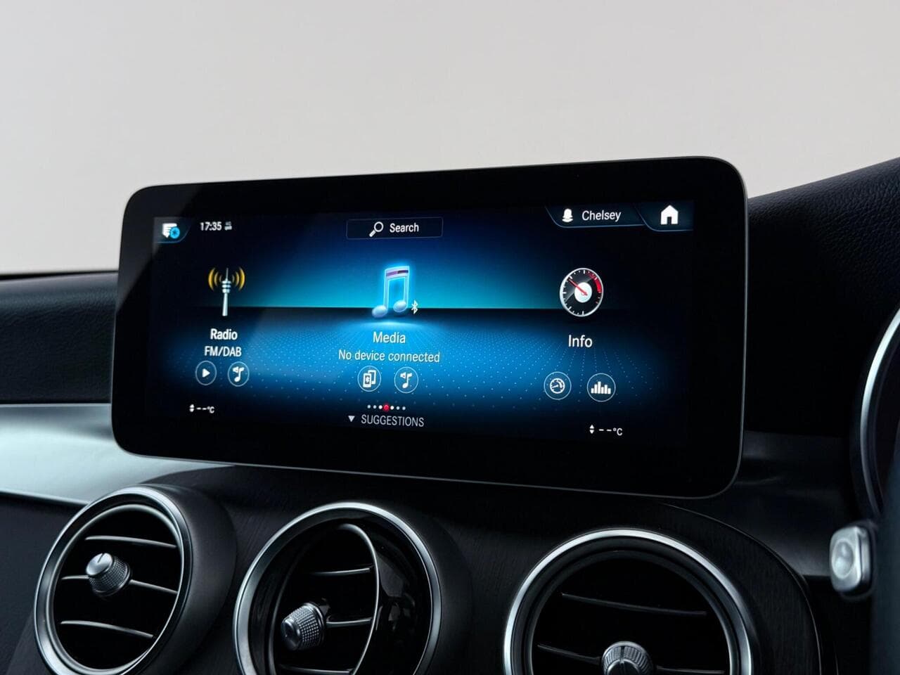 Mercedes-Benz GLC thumbnail Infotainment System