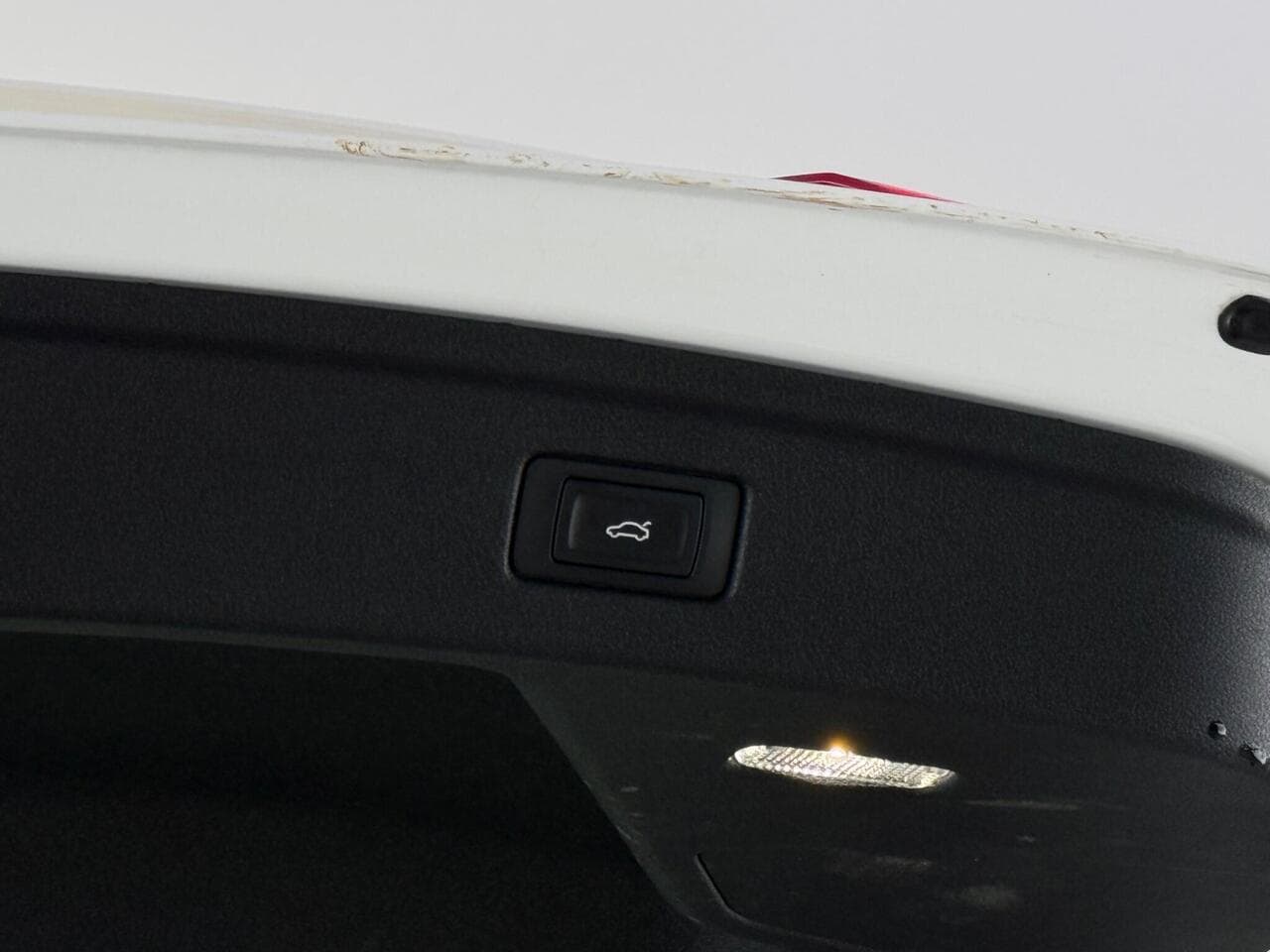 Audi A5 thumbnail Misc Controls