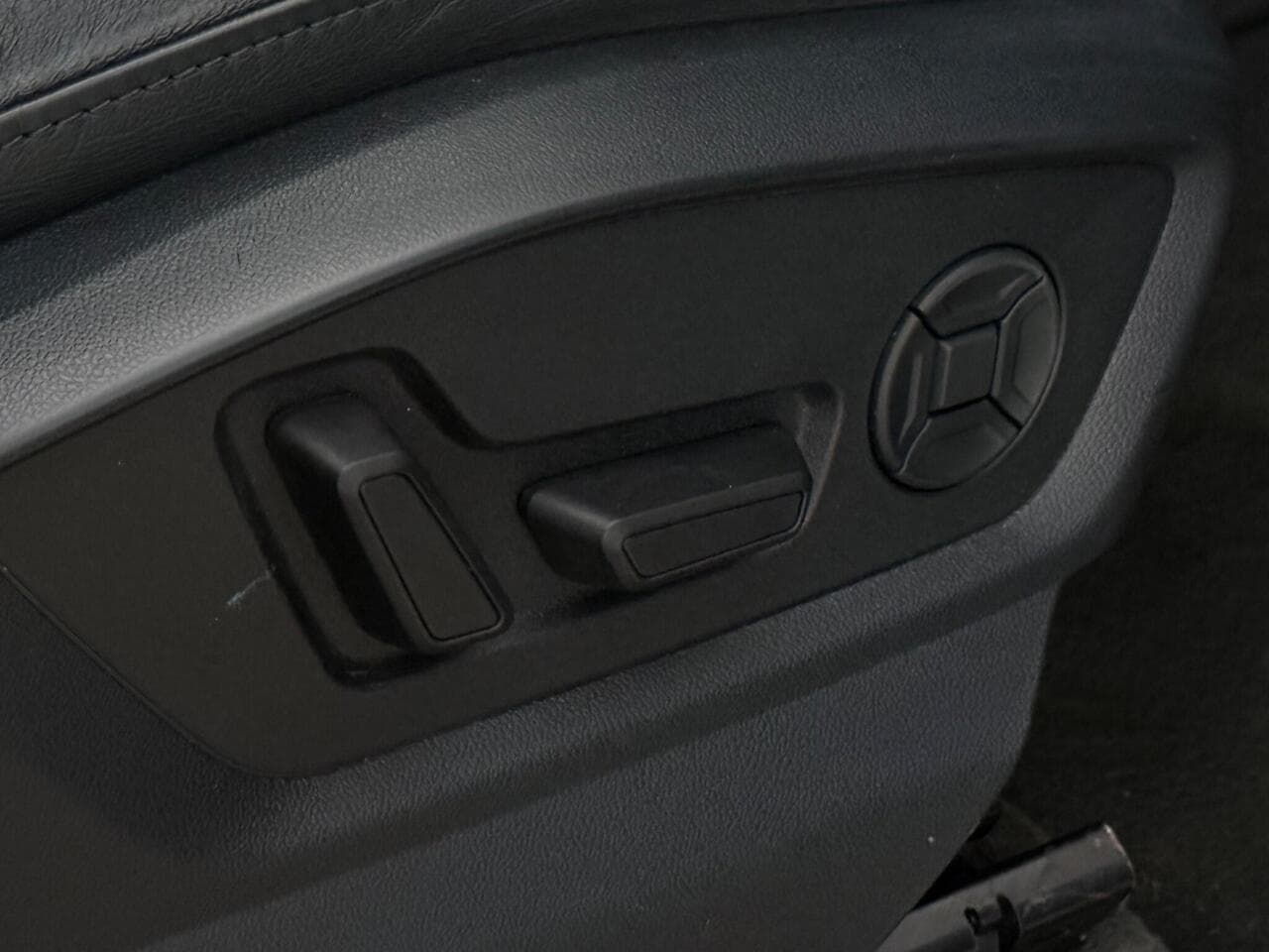 Audi Q7 thumbnail Inconclusive